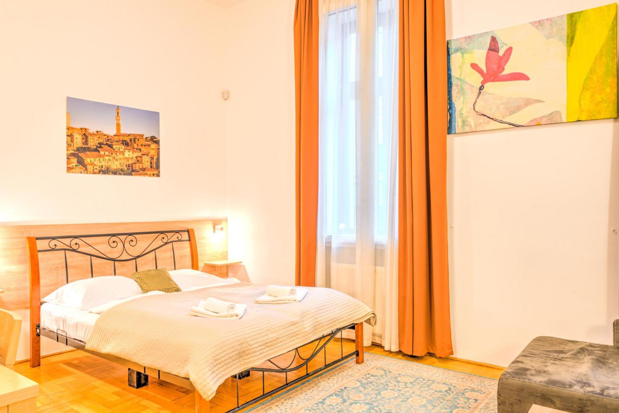 Central Downtown Apartments Budapeşte Dış mekan fotoğraf